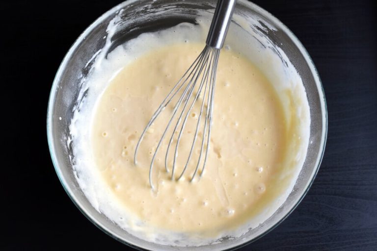 Step 5 - Vanilla-Frosted Cupcakes