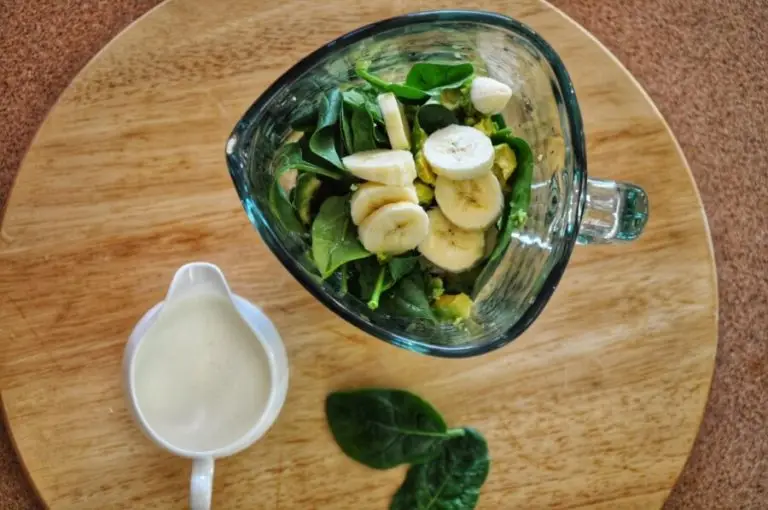 Step 1 - Avocado Banana Green Smoothie