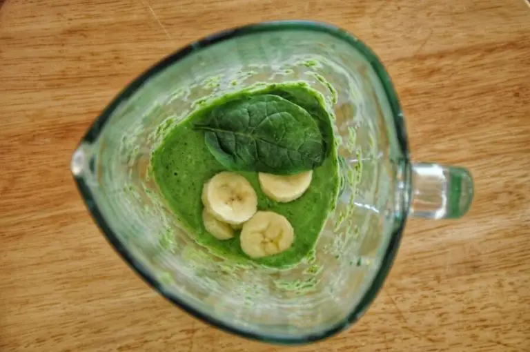 Step 2 - Avocado Banana Green Smoothie