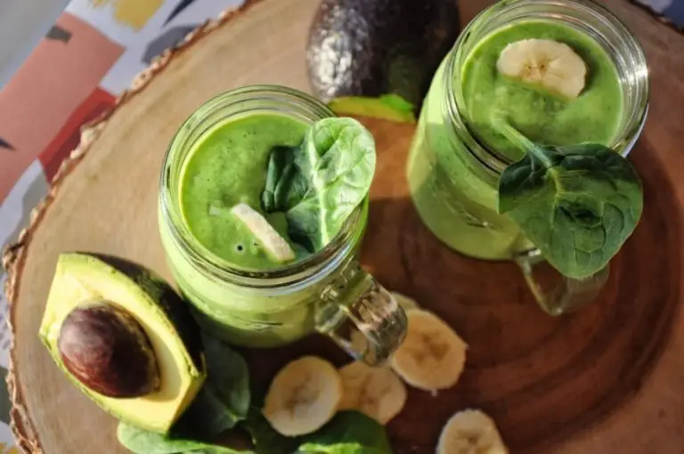 Step 3 - Avocado Banana Green Smoothie