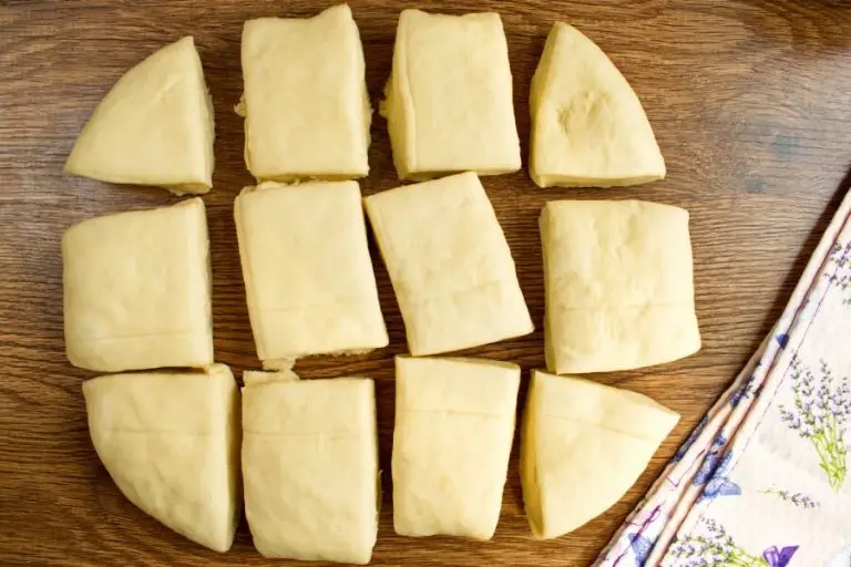 School Lunchroom Cafeteria Rolls recipe - step 9