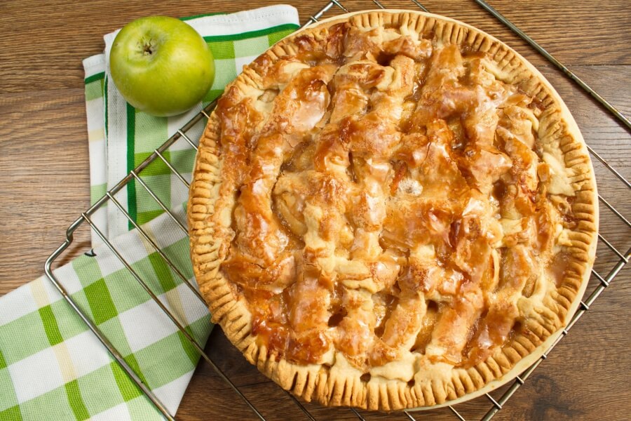 Apple Pie by Grandma Ople Recipe - Cook.me Recipes