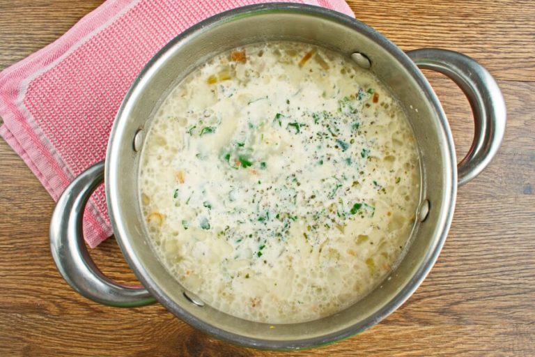 Easy Creamy Potato Soup Recipe Cook.me Recipes