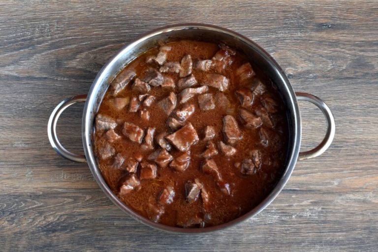 Step 3 - Low Carb Beef Paprika