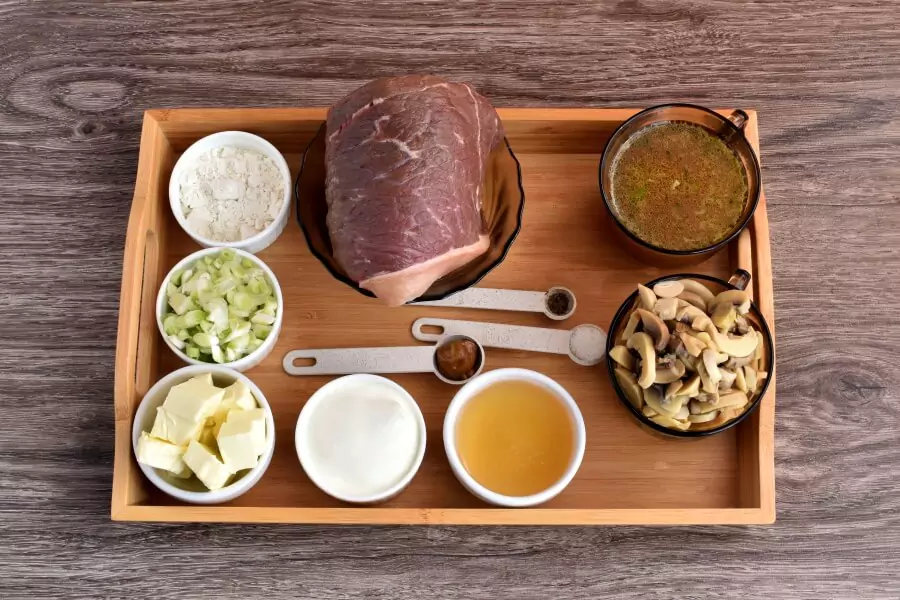 Ingredients for Beef Stroganoff