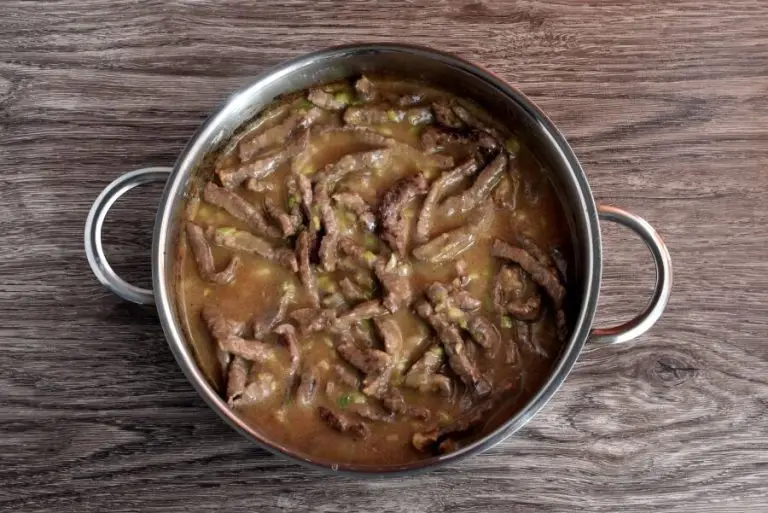 Step 5 - Beef Stroganoff