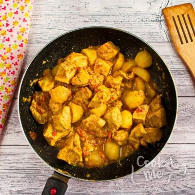 Bengali Chicken Curry with Potatoes recipe - step 5