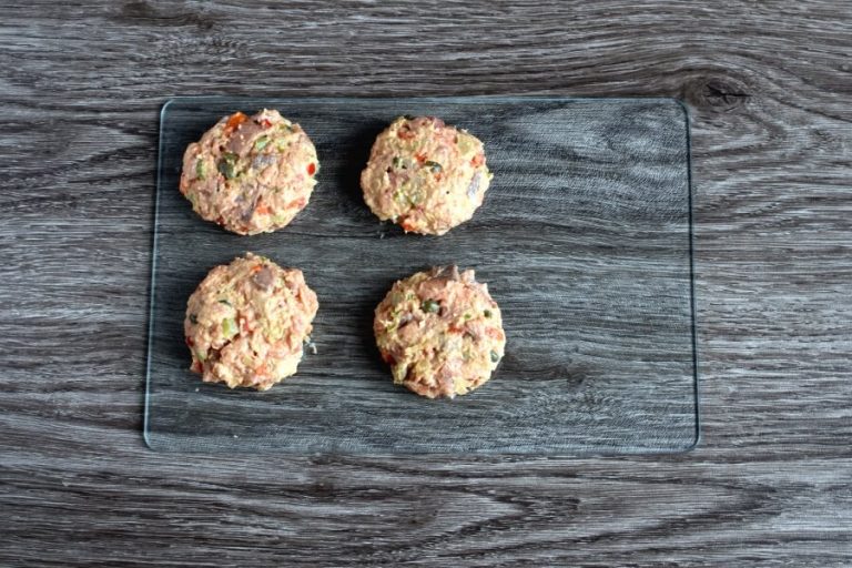 Chef John's Fresh Salmon Cakes Recipe Cook.me Recipes