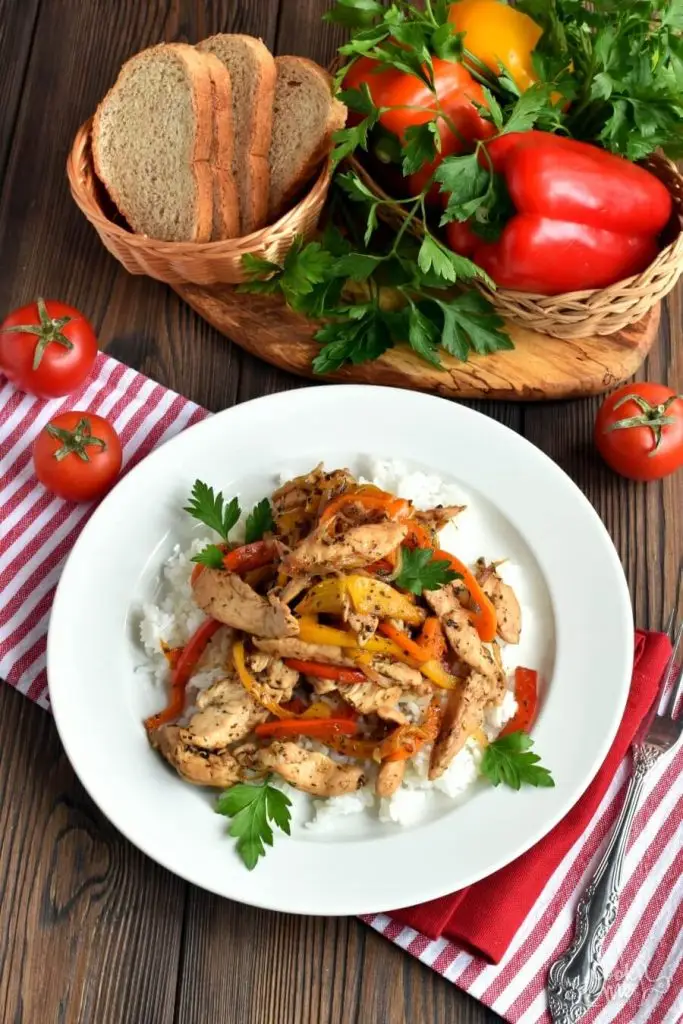 Low Carb Chicken and Peppers with Balsamic Vinegar