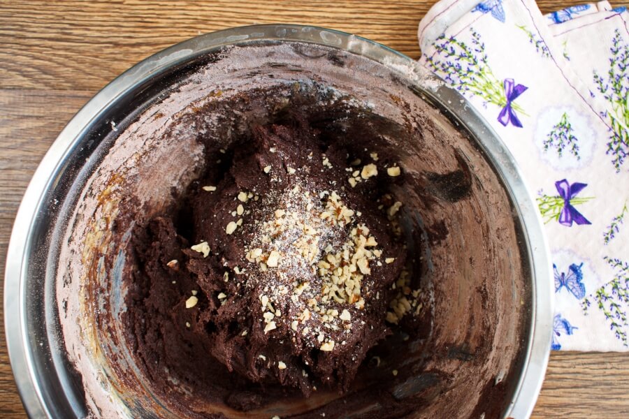 Easy Chocolate Crinkles recipe - step 5