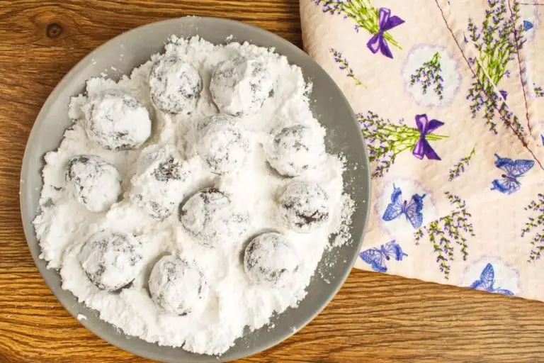 Step 9 - Easy Chocolate Crinkles