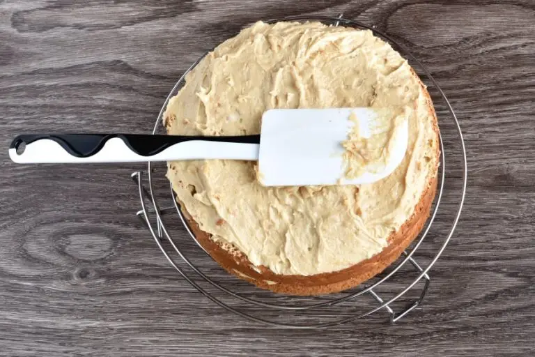 Step 3 - Cream Cheese Peanut Butter Frosting