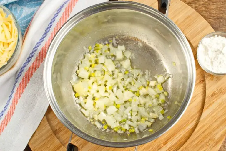 Step 1 - Creamy Cheddar Cheese Soup