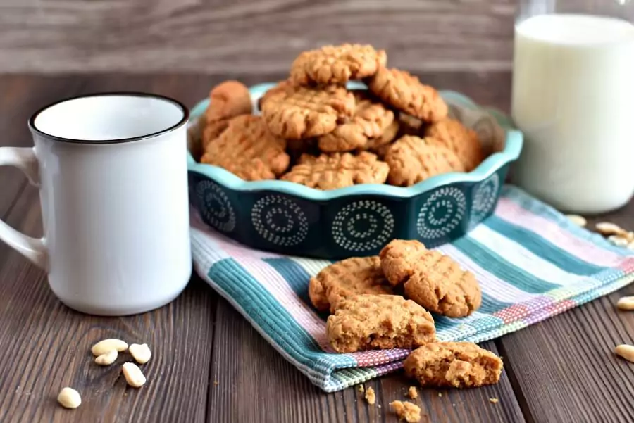 Easy Cake Mix Peanut Butter Cookies