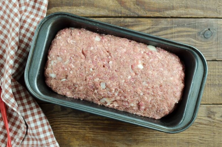 Step 3 - Easy Meatloaf