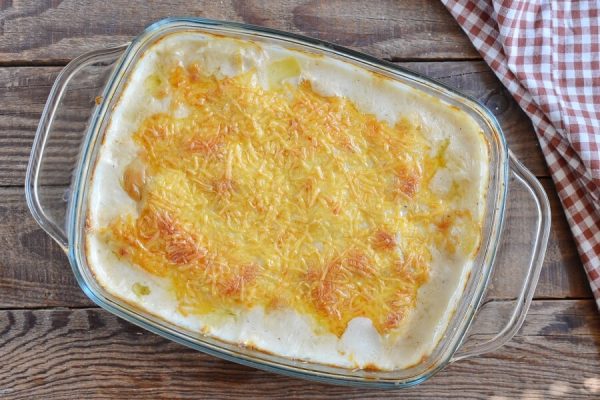Easy Sour Cream Scalloped Potatoes Recipe - Cook.me Recipes