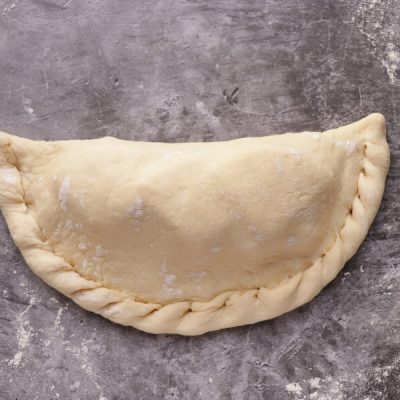 Ham and Cheese Calzones recipe - step 7