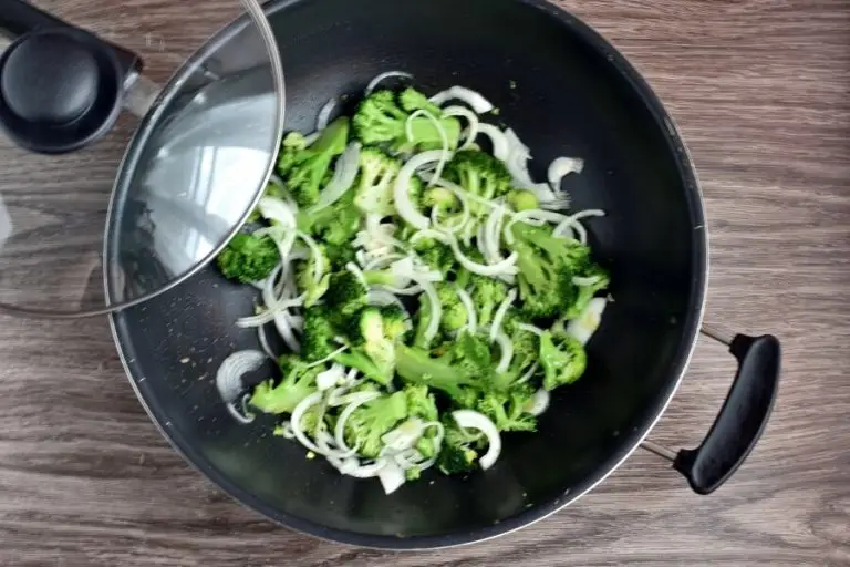 Step 8 - Hot and Tangy Broccoli Beef