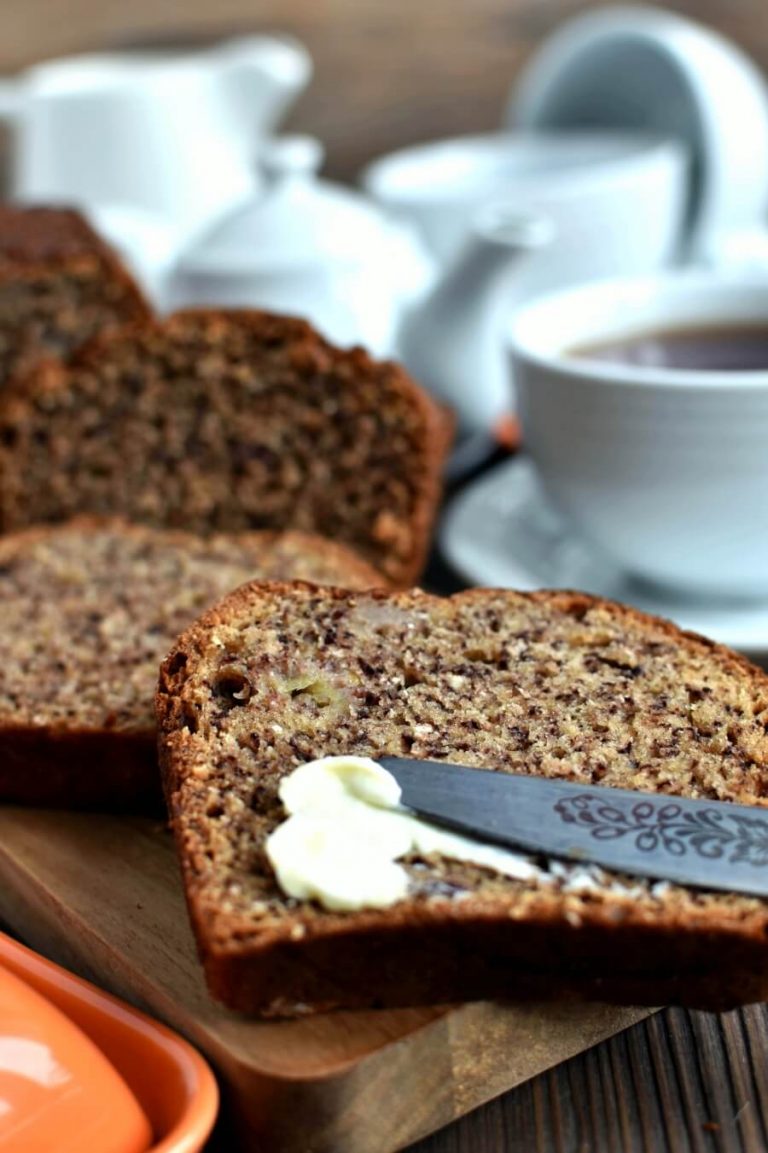 Joy's Easy Banana Bread Recipe - Cook.me Recipes