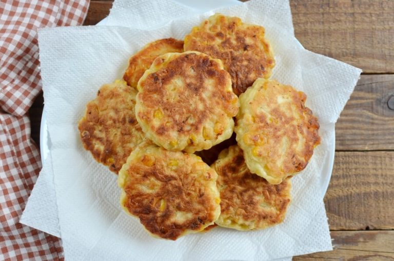 Mema's Corn Fritters Recipe - Cook.me Recipes