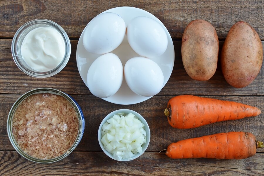 Ingridiens for Mimosa Salad