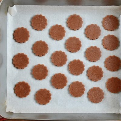 Moravian Spice Cookie recipe - step 9