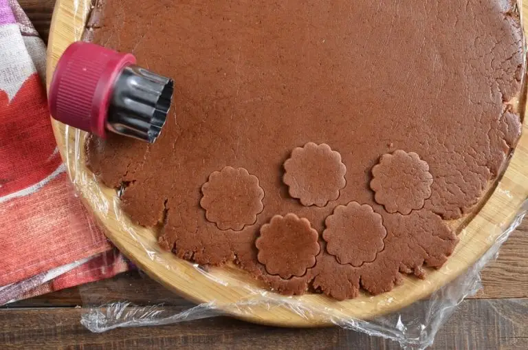 Step 9 - Moravian Spice Cookie