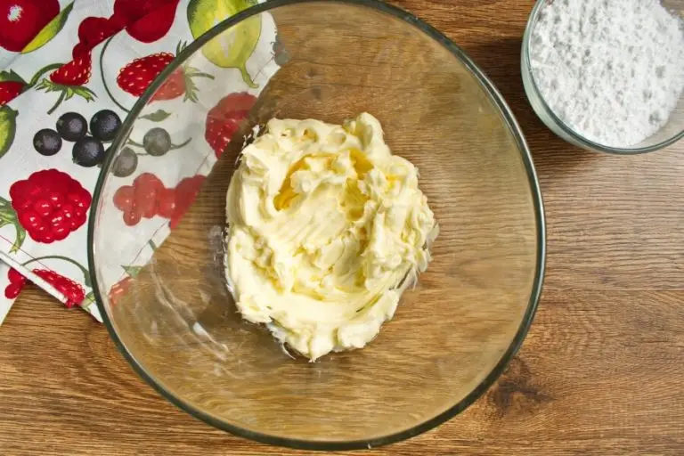 Step 1 - Easy Sand Tarts