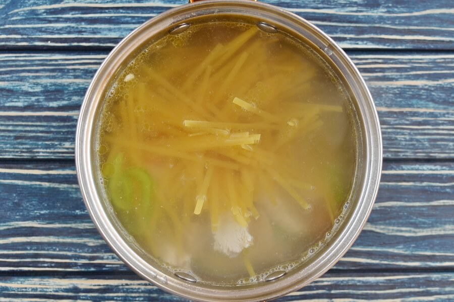Sensational Chicken Noodle Soup recipe - step 2