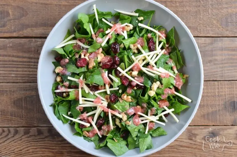 Step 1 - Simple Cranberry Spinach Salad