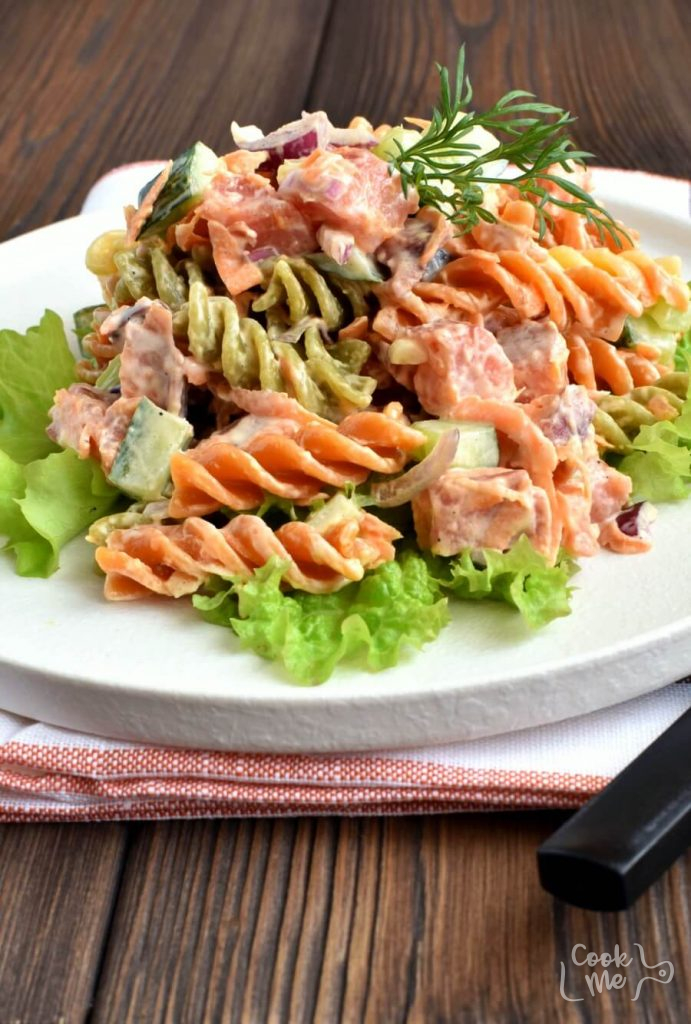 Smoked Salmon Pasta Salad