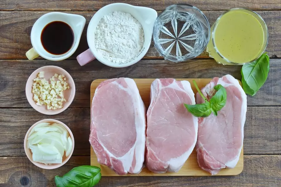 Ingredients for Smothered Pork Chops