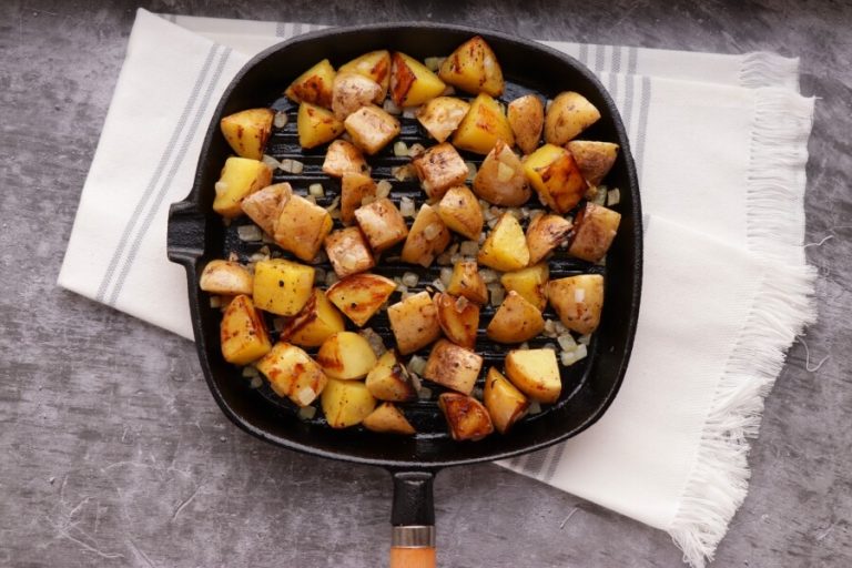 Easy Steak and Egg Hash Recipe Cook.me Recipes