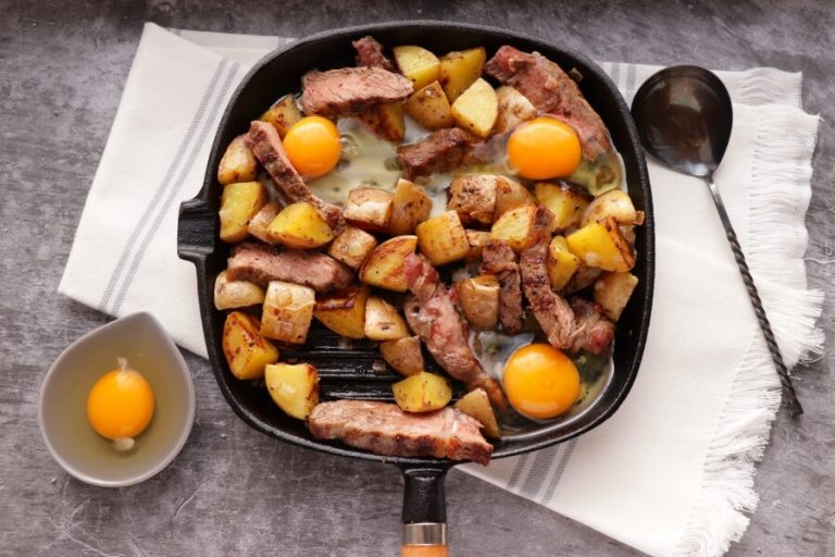 Easy Steak and Egg Hash Recipe Cook.me Recipes