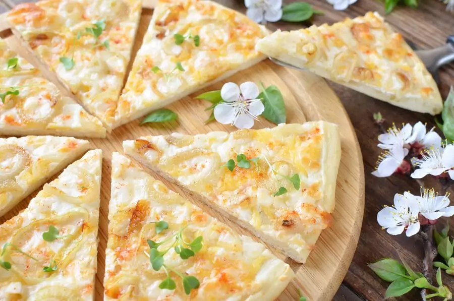 White and Gold Pizza