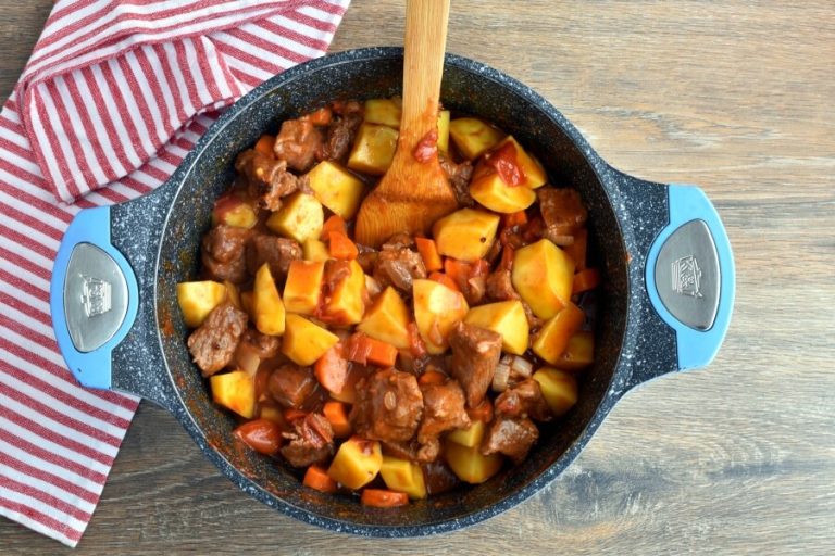 Step 7 - Alita’s Tomato Beef Stew