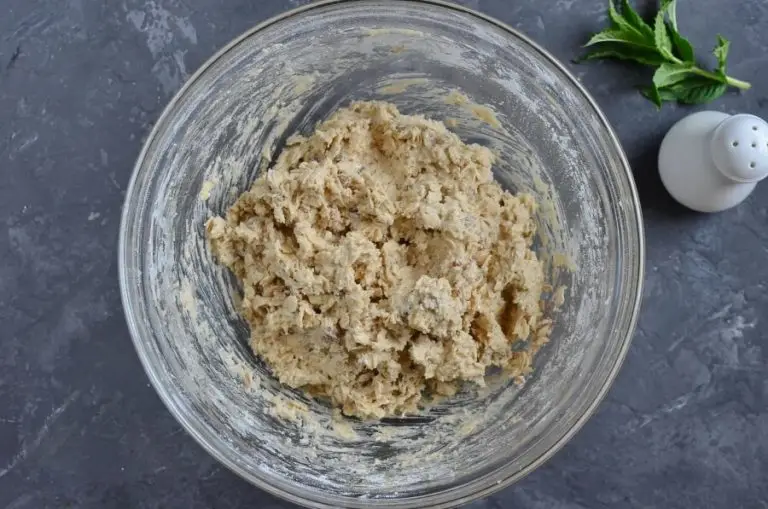 Step 4 - Spicy Oatmeal Raisin Cookies