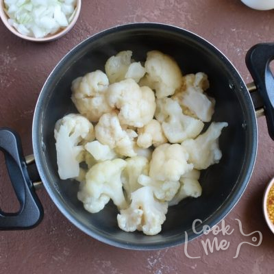 Keto Low Carb Cauliflower Salad recipe - step 1