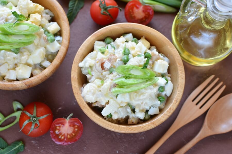 How to serve Keto Low Carb Cauliflower Salad