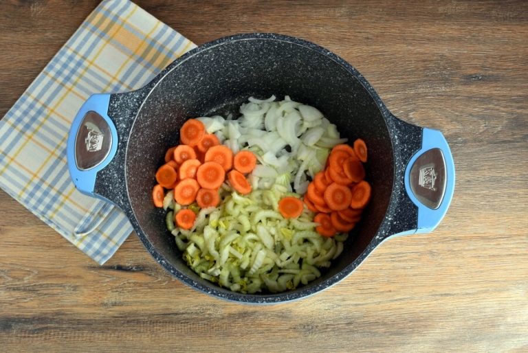 Step 1 - Detox Immune-Boosting Chicken Soup