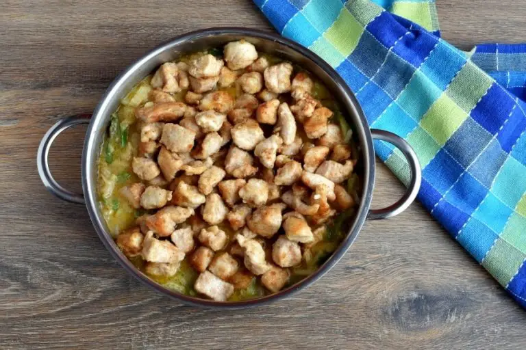 Step 7 - Chicken Etouffee