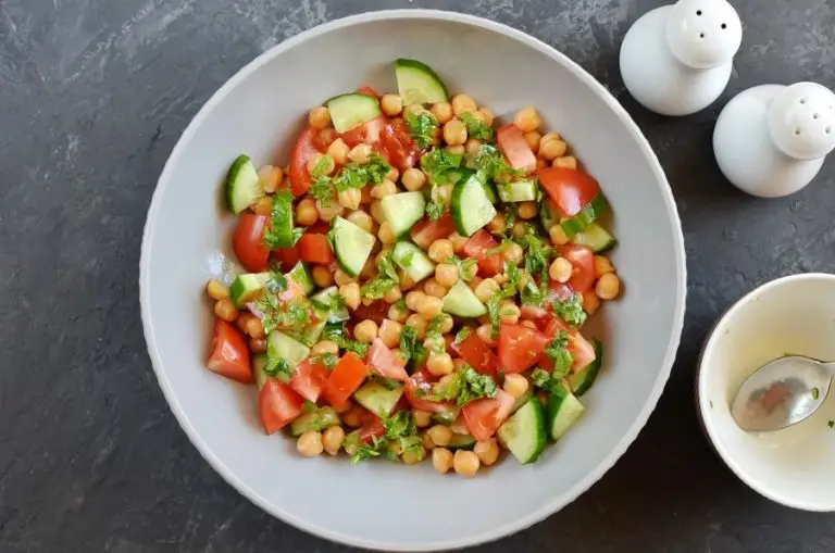 Step 4 - Couscous Tabbouleh with Fresh Mint Feta
