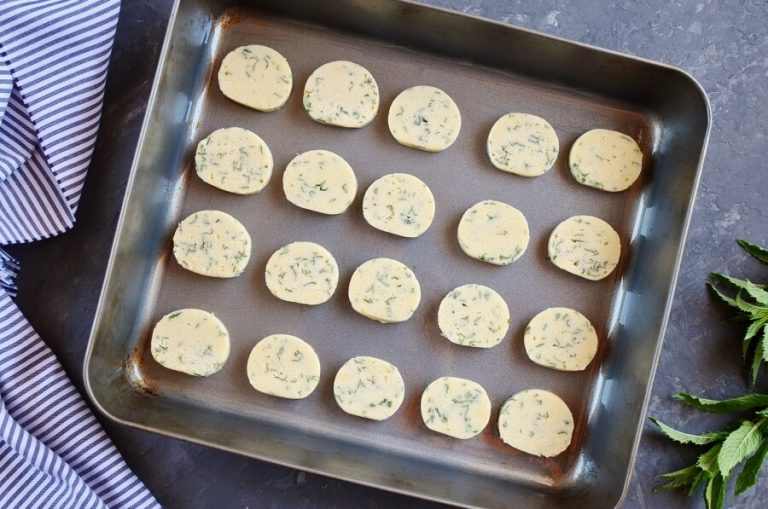 Step 8 - Delicate Mint Thins