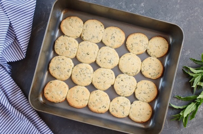 Step 8 - Delicate Mint Thins