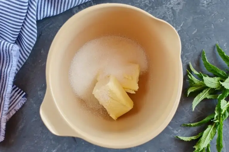 Step 1 - Delicate Mint Thins