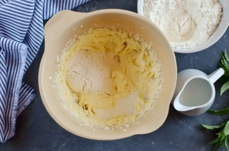 Step 4 - Delicate Mint Thins