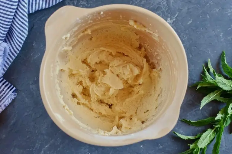 Step 4 - Delicate Mint Thins
