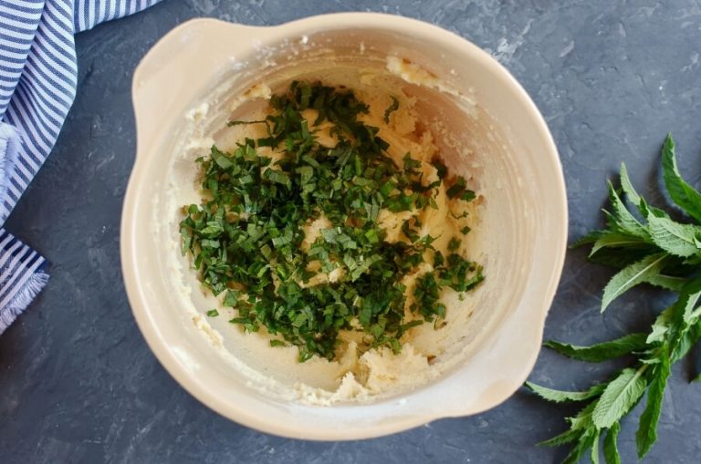 Step 5 - Delicate Mint Thins