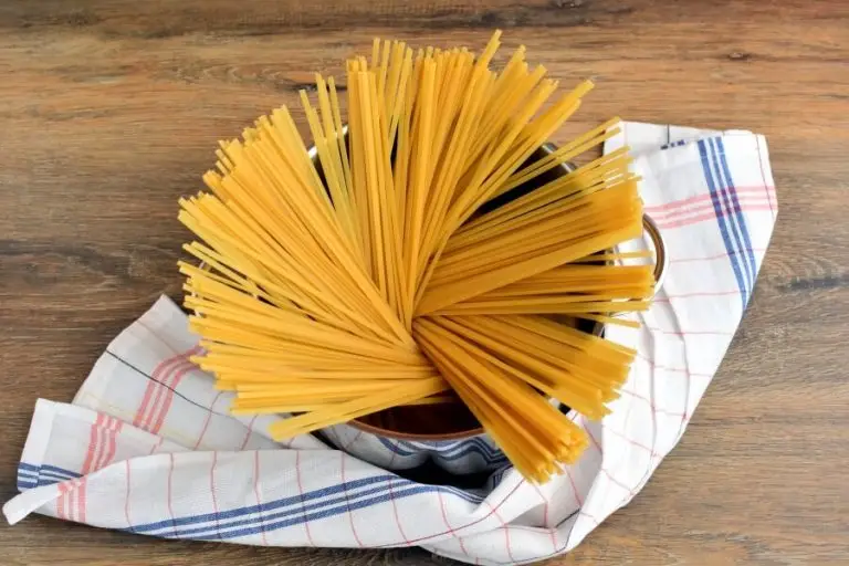 Step 1 - Easy Crab Linguine
