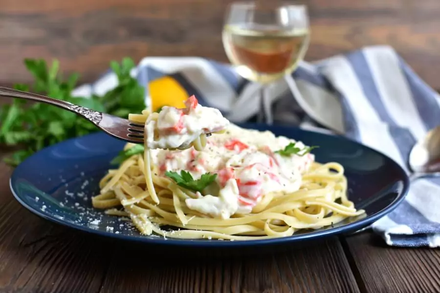 Easy Crab Linguine